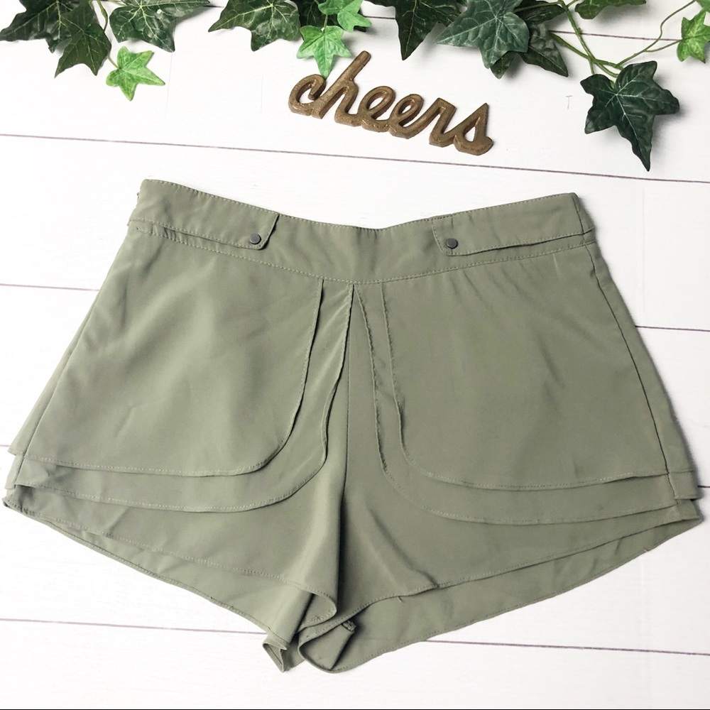 The Sistar Olive Draped Layered Scalloped Skort